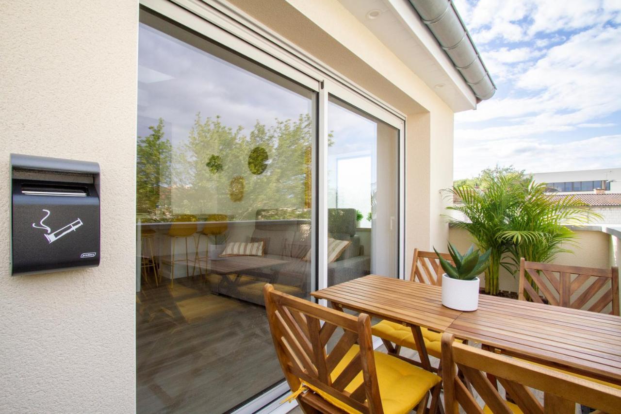 Soleil D'Ete - Netflix & Wifi - Balcon - Climatisation - Parking Gratuit - Check-In 24H24 - Emplacement Velos - Goodmarning Chalons en Champagne Exterior photo